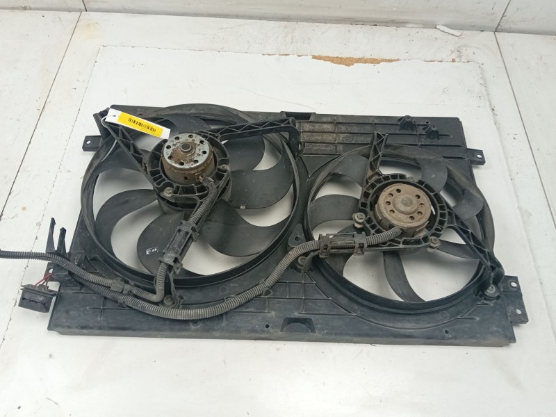 Recambio de electroventilador para audi a3 (8l1) 1.6 referencia OEM IAM 1J0121207M  