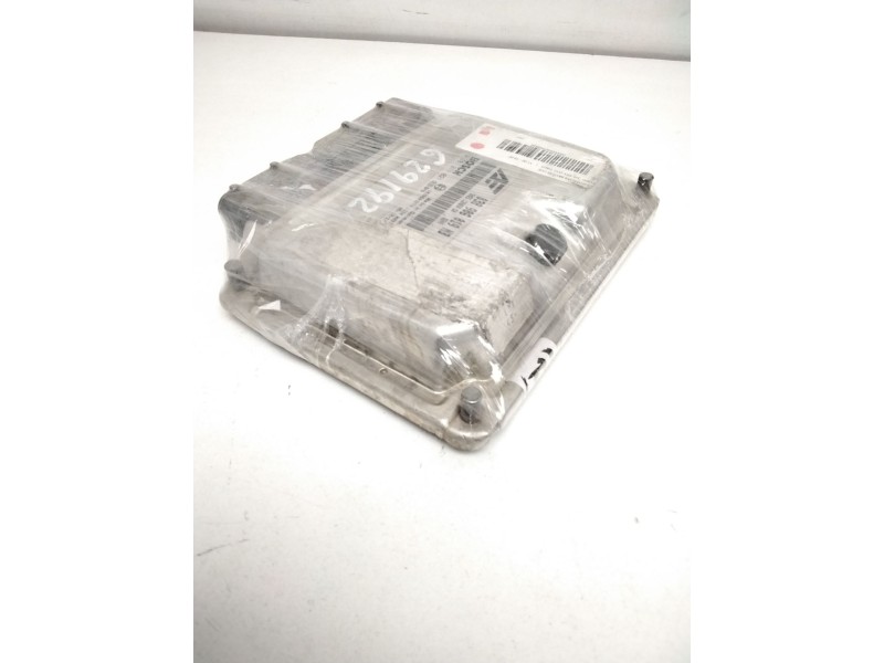 Recambio de centralita motor uce para ford galaxy (vy) trend referencia OEM IAM 0281011821 1039S06270 038906019NB