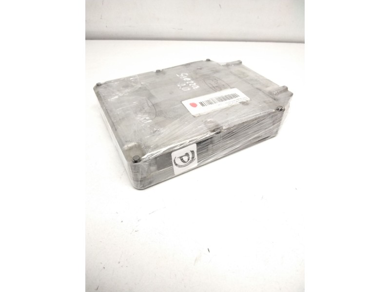 Recambio de centralita motor uce para ford sierra berlina 2.0 referencia OEM IAM 92GB12A650GA 9PCE6161P4D3 8082