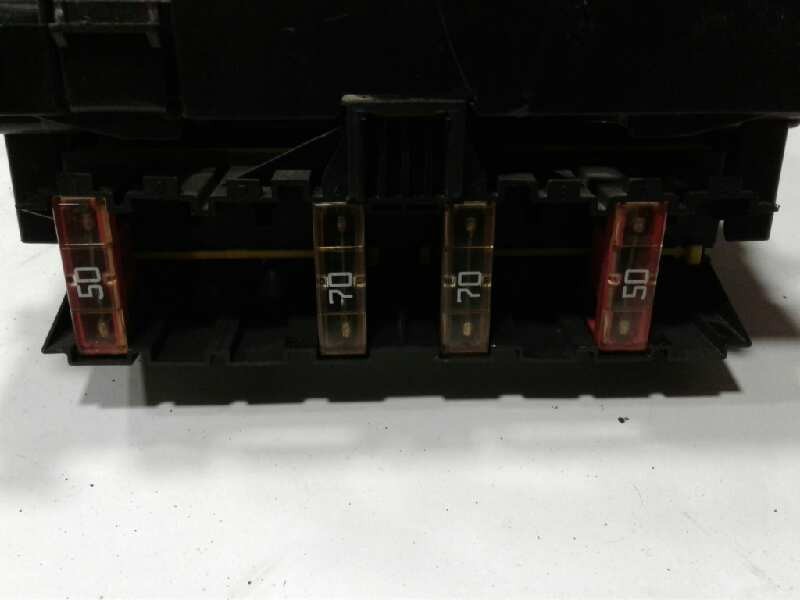 Recambio de caja fusibles para ebro e-60 e-60 referencia OEM IAM 091006901 H0M354 