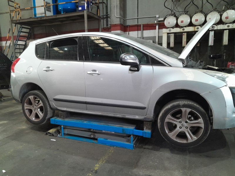 peugeot 3008 monospace (0u_) del año 2009