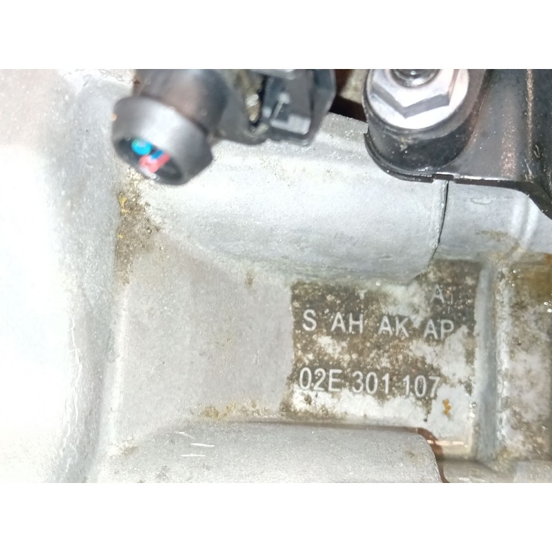 Recambio de caja cambios para volkswagen golf vii (5g1, bq1, be1, be2) 2.0 gti referencia OEM IAM 02E301103  