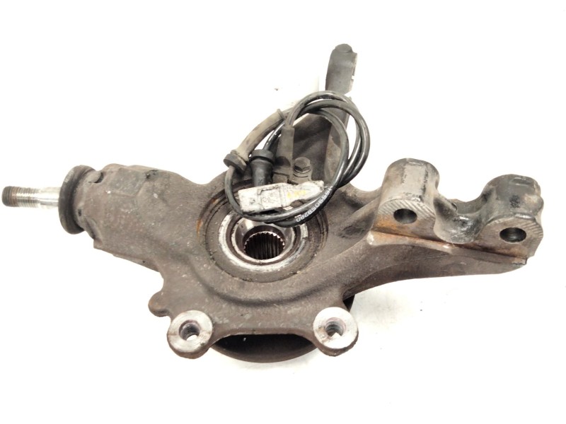 Recambio de mangueta delantera izquierda para peugeot 3008 monospace (0u_) 1.6 hdi referencia OEM IAM   