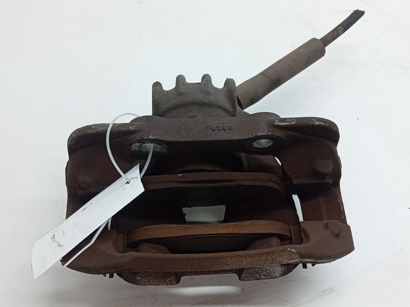 Recambio de pinza freno delantera derecha para peugeot 3008 monospace (0u_) 1.6 hdi referencia OEM IAM   