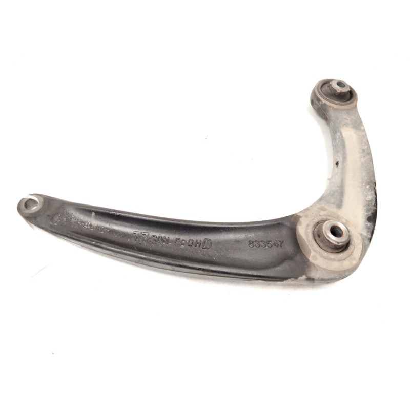 Recambio de brazo suspension inferior delantero derecho para peugeot 3008 monospace (0u_) 1.6 hdi referencia OEM IAM 833547  