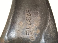 Recambio de brazo suspension inferior delantero izquierdo para peugeot 3008 monospace (0u_) 1.6 hdi referencia OEM IAM 823215   2