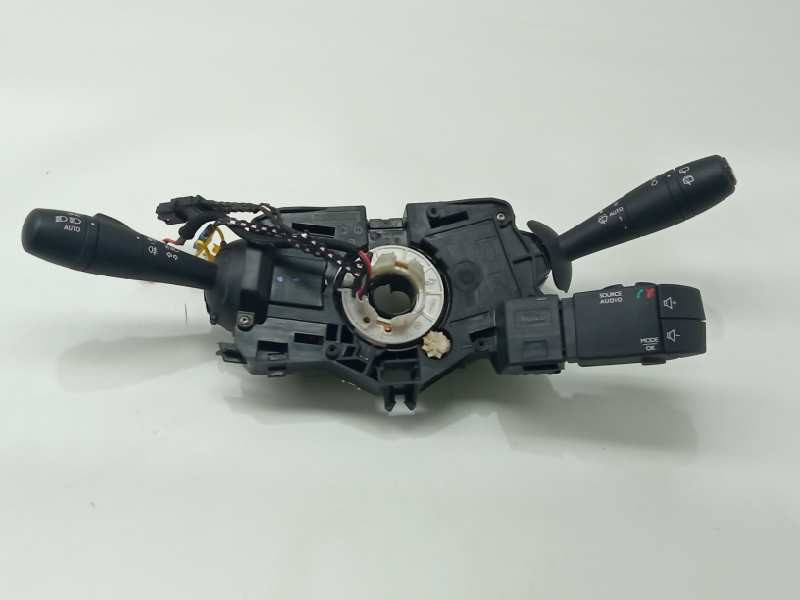 Recambio de mando luces para renault clio iv dynamique referencia OEM IAM E10670323  