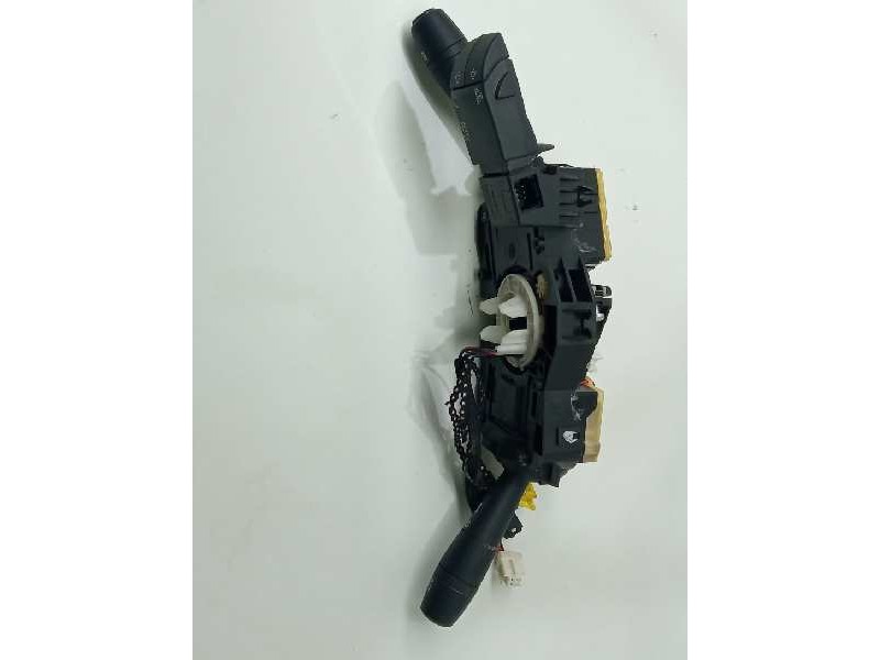 Recambio de mando luces para renault clio iv dynamique referencia OEM IAM E10670323  