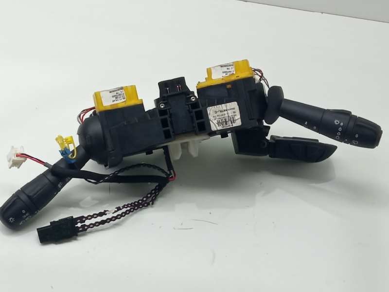 Recambio de mando luces para renault clio iv dynamique referencia OEM IAM E10670323  