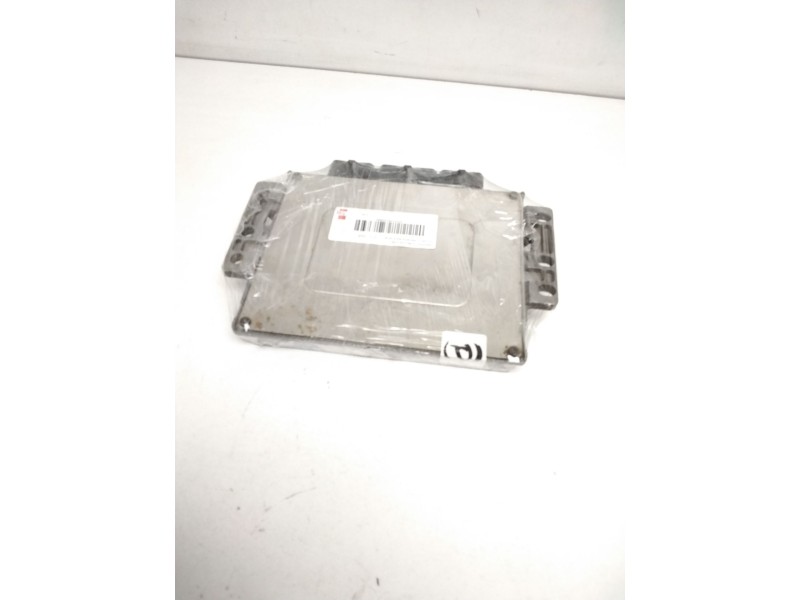Recambio de centralita motor uce para peugeot 206 berlina e-music referencia OEM IAM 9641815780 9637706180-03 21645547-7