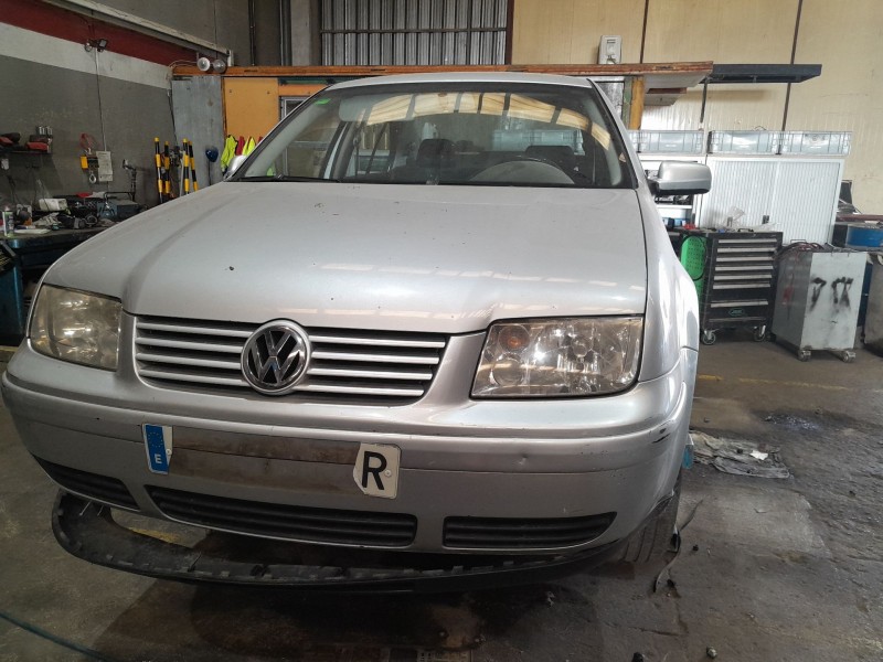 volkswagen bora i (1j2) del año 2004