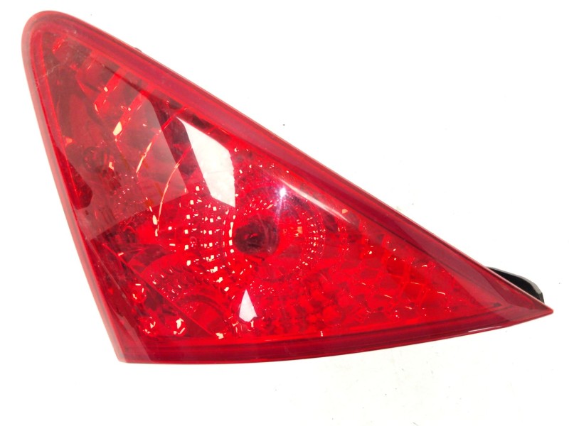 Recambio de piloto trasero derecho porton para peugeot 3008 monospace (0u_) 1.6 hdi referencia OEM IAM 9683460980  