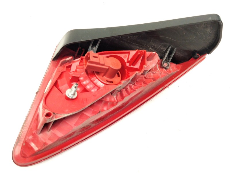 Recambio de piloto trasero derecho porton para peugeot 3008 monospace (0u_) 1.6 hdi referencia OEM IAM 9683460980  