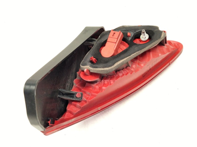 Recambio de piloto trasero izquierdo porton para peugeot 3008 monospace (0u_) 1.6 hdi referencia OEM IAM 9683461080  