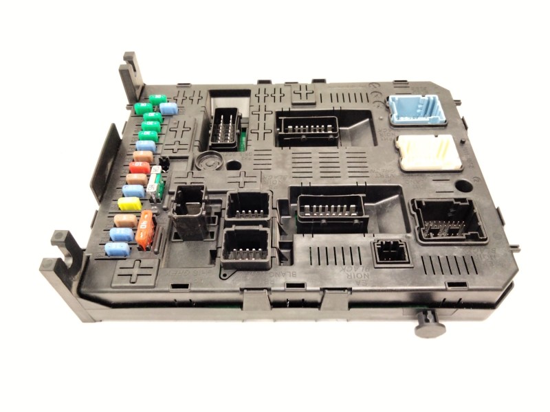 Recambio de modulo confort para peugeot 3008 monospace (0u_) 1.6 hdi referencia OEM IAM 9664058780  