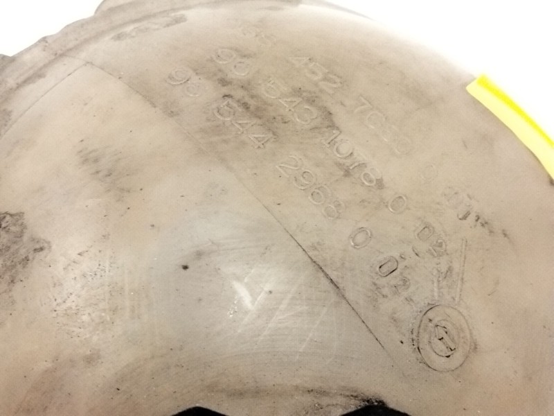 Recambio de deposito expansion para peugeot 3008 monospace (0u_) 1.6 hdi referencia OEM IAM 9684527680  