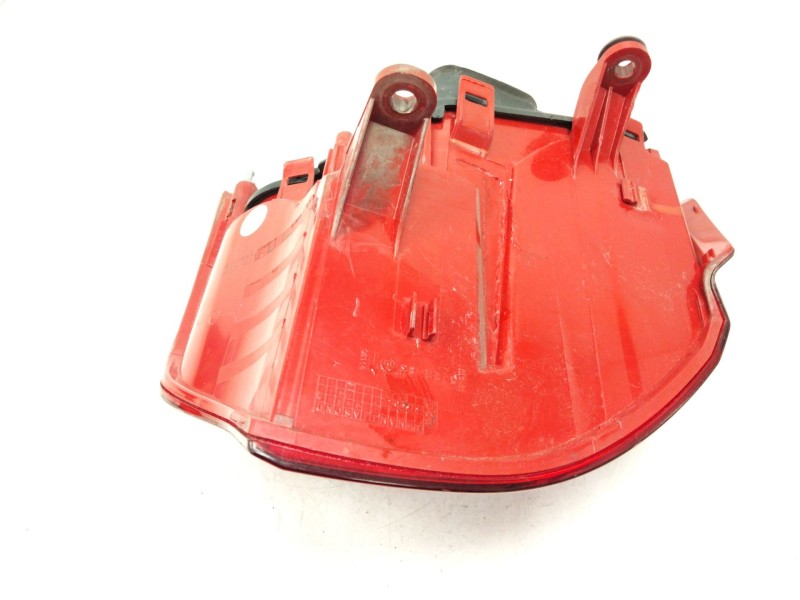 Recambio de piloto trasero derecho para peugeot 3008 monospace (0u_) 1.6 hdi referencia OEM IAM 9683460  