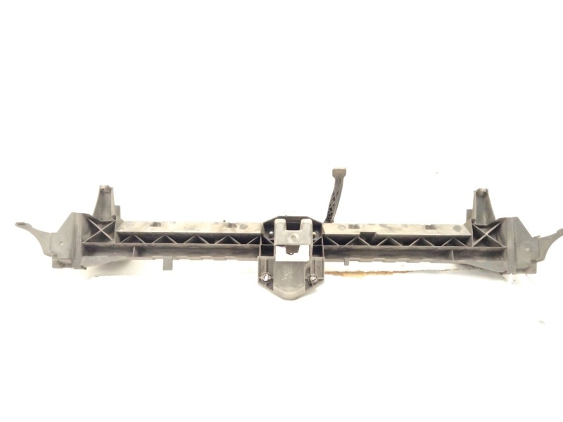 Recambio de refuerzo paragolpes delantero para peugeot 3008 monospace (0u_) 1.6 hdi referencia OEM IAM   