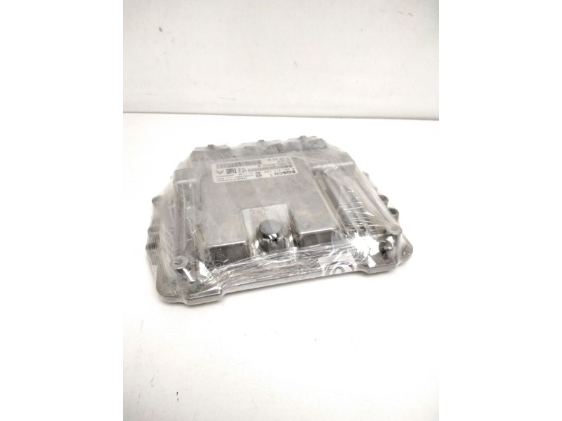 Recambio de centralita motor uce para peugeot partner (s2) combi plus referencia OEM IAM 028012620 9663944680 