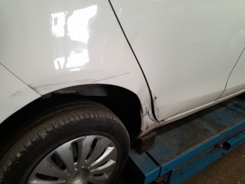 toyota yaris (_p9_) del año 2010