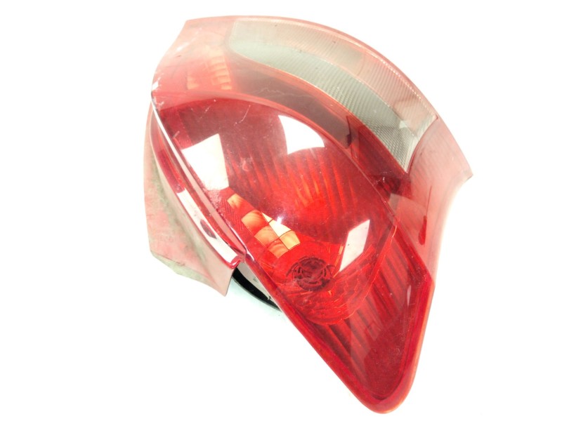 Recambio de piloto trasero izquierdo para toyota yaris (_p9_) 1.4 d-4d (nlp90_) referencia OEM IAM   