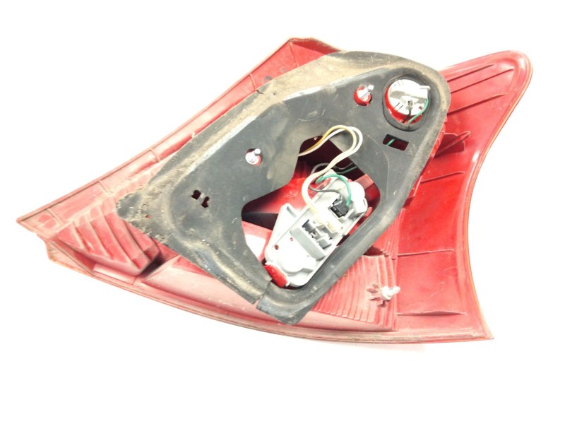 Recambio de piloto trasero izquierdo para toyota yaris (_p9_) 1.4 d-4d (nlp90_) referencia OEM IAM   