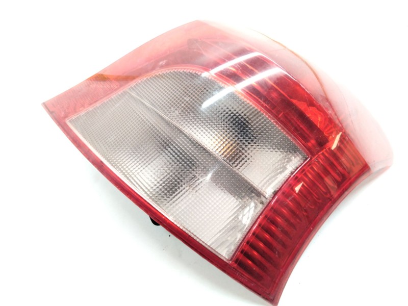 Recambio de piloto trasero derecho para toyota yaris (_p9_) 1.4 d-4d (nlp90_) referencia OEM IAM   