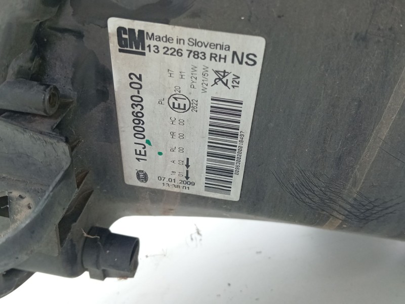 Recambio de faro derecho para opel insignia a (g09) 2.0 cdti (68) referencia OEM IAM 1EJ00963002  