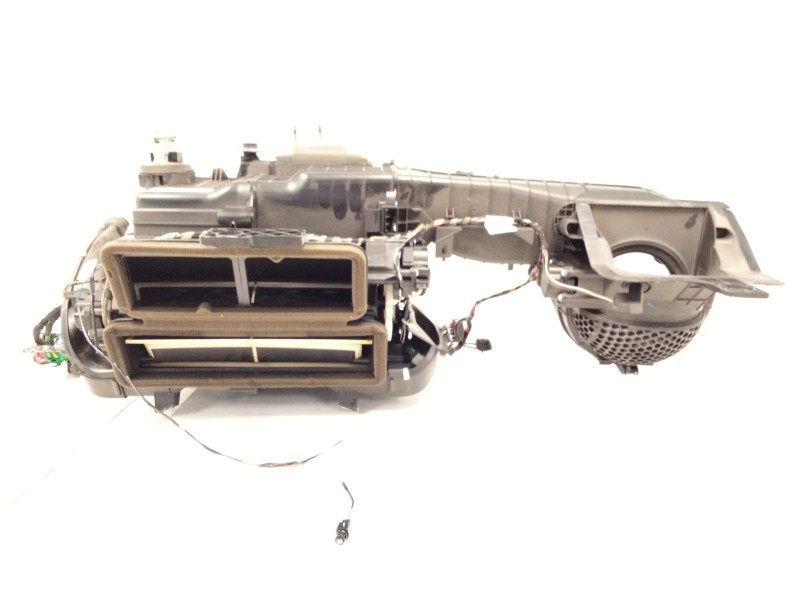 Recambio de calefaccion entera normal para peugeot 3008 monospace (0u_) 1.6 hdi referencia OEM IAM 9682709180  