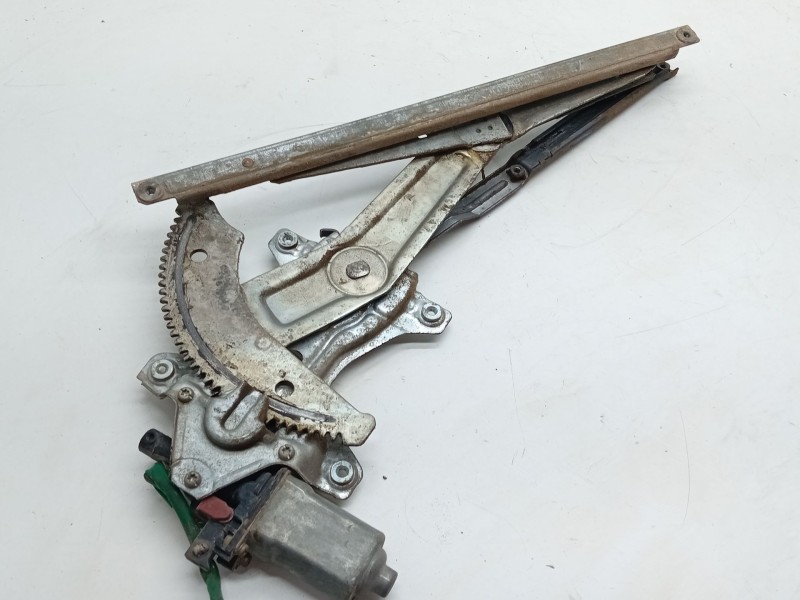 Recambio de elevalunas delantero derecho para toyota corolla (_e11_) 1.6 (ae111) referencia OEM IAM   