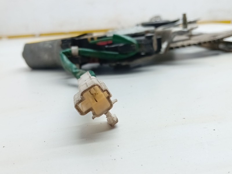 Recambio de elevalunas delantero derecho para toyota corolla (_e11_) 1.6 (ae111) referencia OEM IAM   