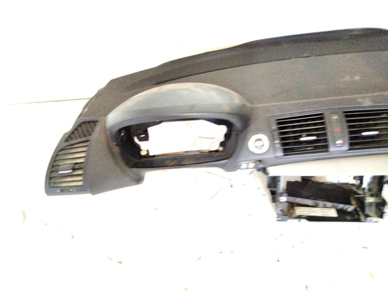 Recambio de salpicadero para bmw 1 (e87) 118 d referencia OEM IAM   