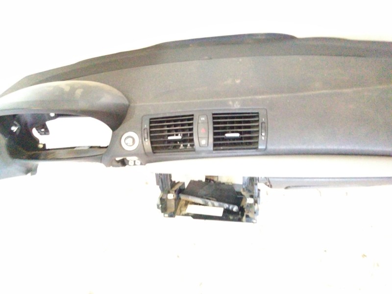Recambio de salpicadero para bmw 1 (e87) 118 d referencia OEM IAM   