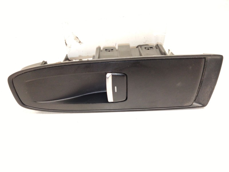 Recambio de mando elevalunas trasero izquierdo para subaru xv (gt) 2.0 i awd (gt7) referencia OEM IAM 83071FL210  