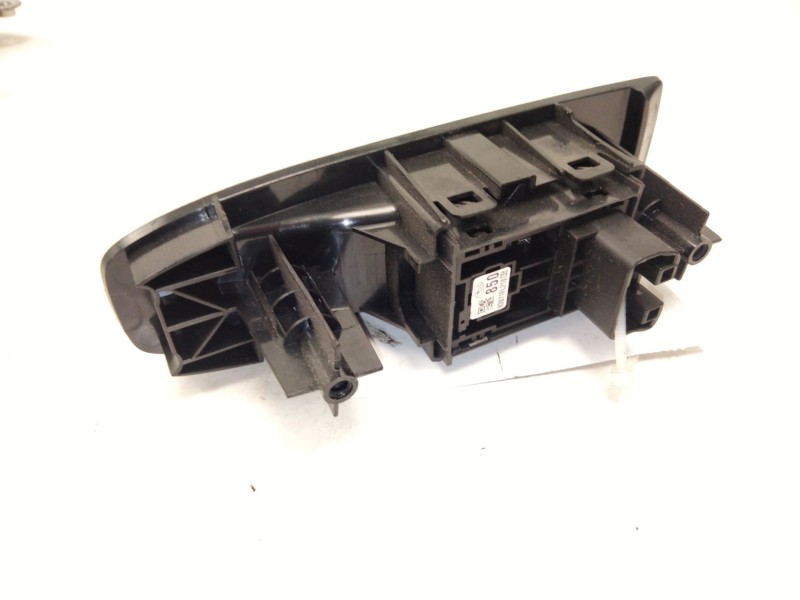 Recambio de mando elevalunas trasero izquierdo para subaru xv (gt) 2.0 i awd (gt7) referencia OEM IAM 83071FL210  