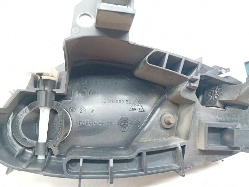Recambio de maneta interior delantera derecha para citroën xsara (n1) 2.0 hdi 90 referencia OEM IAM 9623200077  
