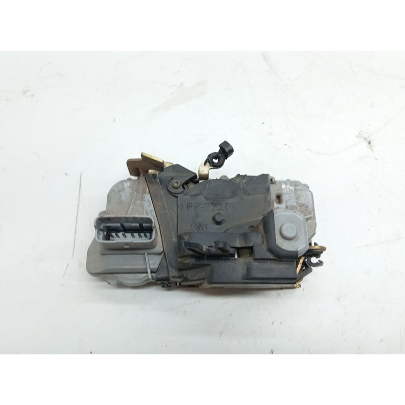Recambio de cerradura puerta delantera izquierda para citroën xsara (n1) 2.0 hdi 90 referencia OEM IAM   