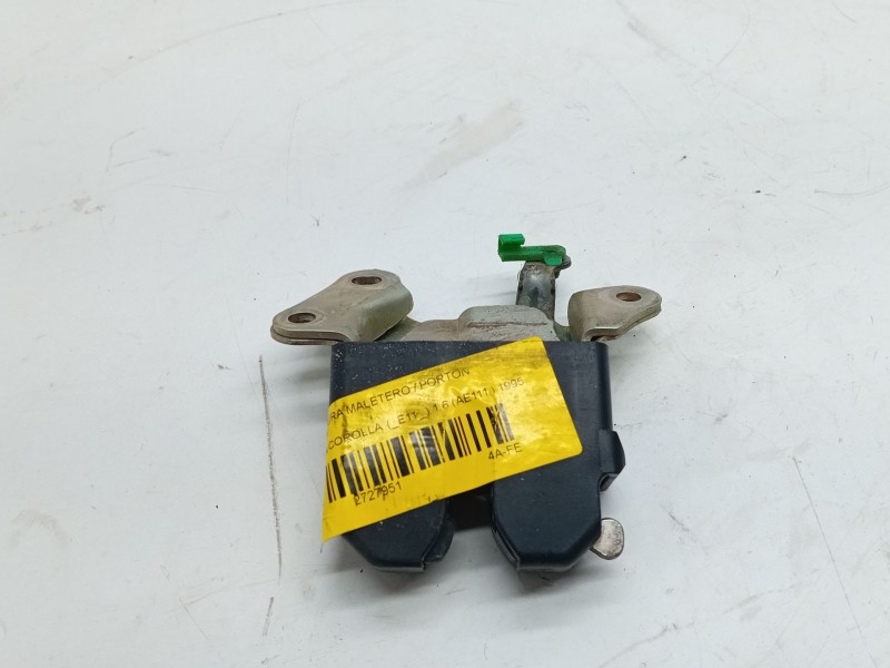 Recambio de cerradura maletero / porton para toyota corolla (_e11_) 1.6 (ae111) referencia OEM IAM   