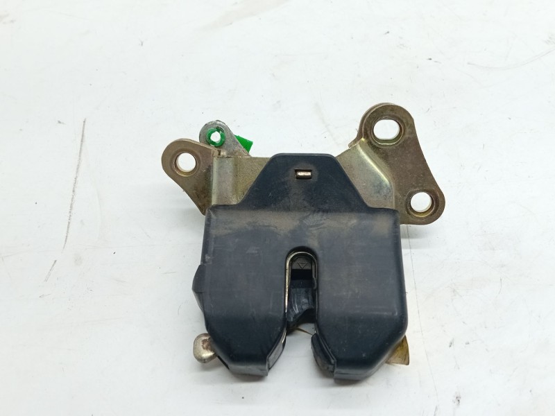 Recambio de cerradura maletero / porton para toyota corolla (_e11_) 1.6 (ae111) referencia OEM IAM   