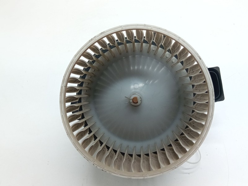 Recambio de motor calefaccion para subaru xv (gt) 2.0 i awd (gt7) referencia OEM IAM 8727006490  