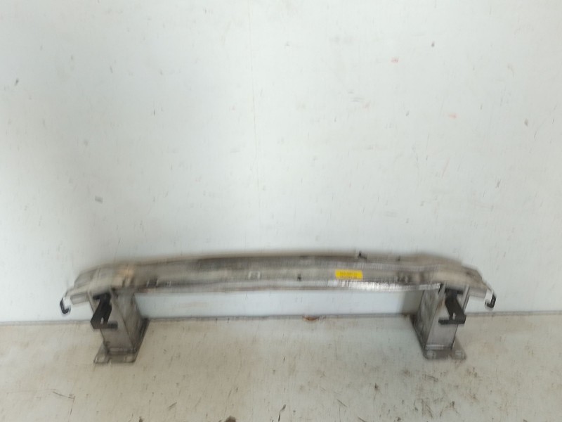 Recambio de refuerzo paragolpes delantero para audi q5 (8rb) 2.0 tdi quattro referencia OEM IAM 7R0807113B  