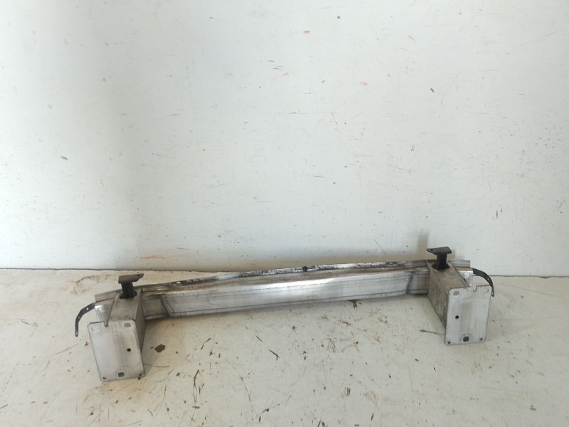 Recambio de refuerzo paragolpes delantero para audi q5 (8rb) 2.0 tdi quattro referencia OEM IAM 7R0807113B  