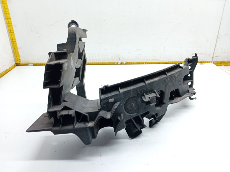 Recambio de cerquillo faro izquierdo para audi q5 (8rb) 2.0 tdi quattro referencia OEM IAM 8K0805607  