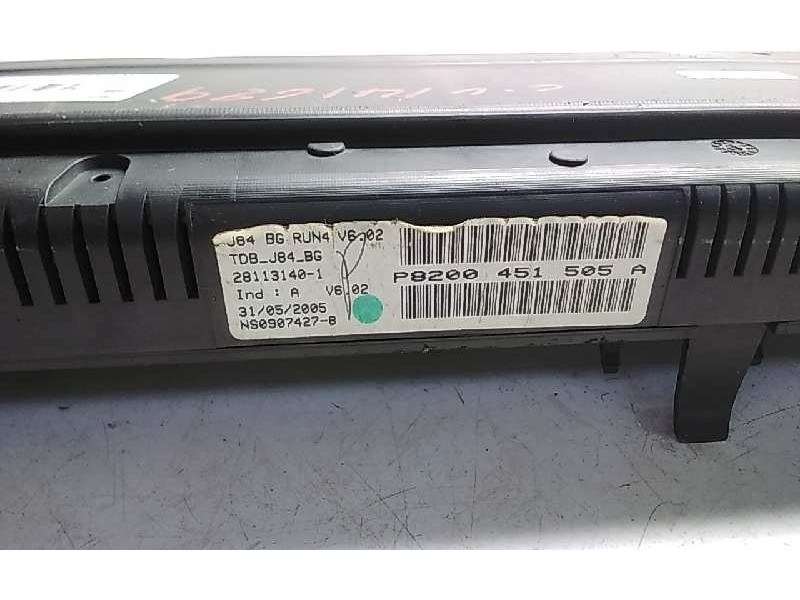 Recambio de cuadro instrumentos para renault scenic ii confort authentique referencia OEM IAM P8200451505A  