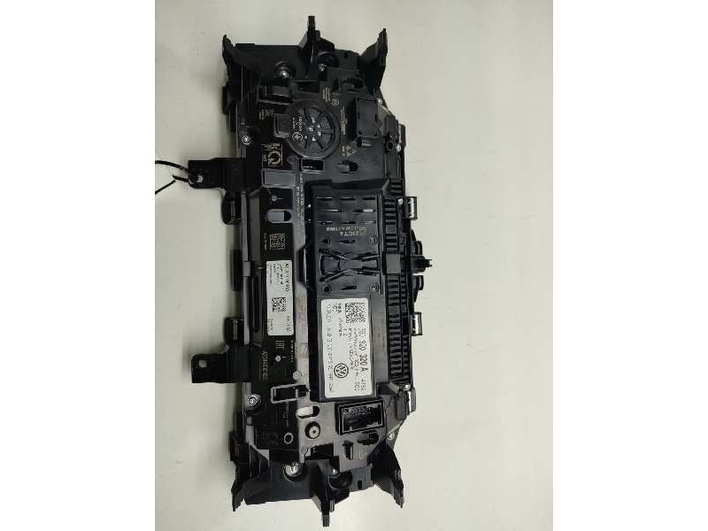 Recambio de cuadro instrumentos para volkswagen passat lim. (3g2) referencia OEM IAM 3G0920320A A3C01005500 