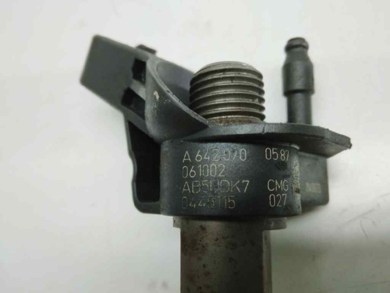 Recambio de inyector para mercedes-benz clase m (w164) 320 / 350 cdi (164.122) referencia OEM IAM A6420700587  