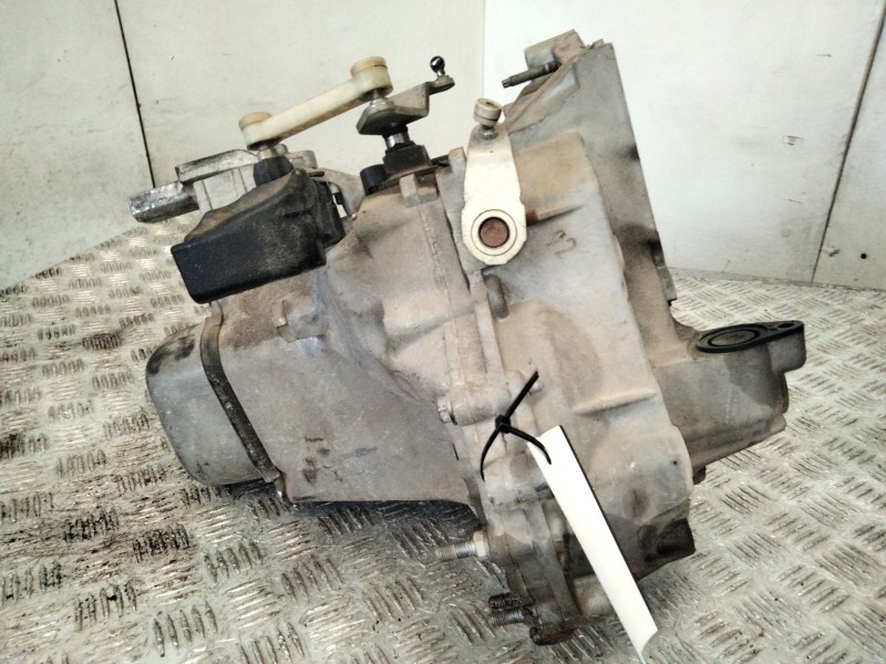 Recambio de caja cambios para peugeot 208 i (ca_, cc_) 1.4 hdi referencia OEM IAM 9675193610  