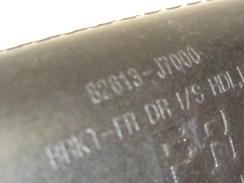 Recambio de maneta interior delantera izquierda para kia xceed (cd) 1.0 t-gdi referencia OEM IAM 82613J7000  