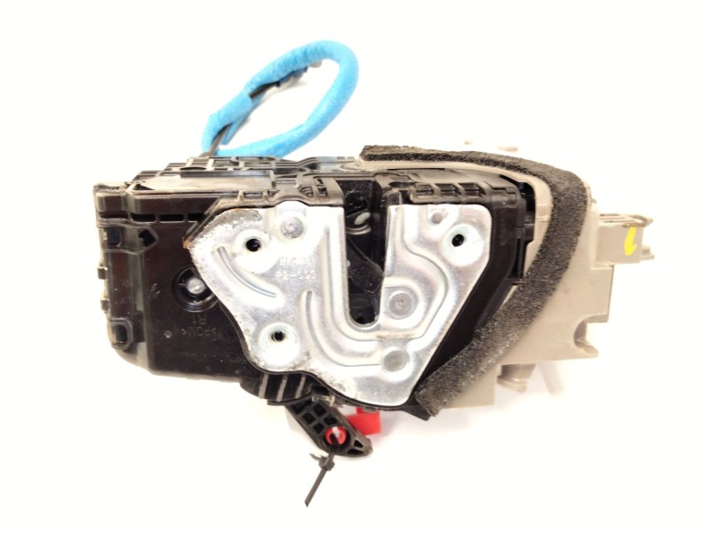 Recambio de cerradura puerta delantera derecha para kia xceed (cd) 1.0 t-gdi referencia OEM IAM 81320J7000  