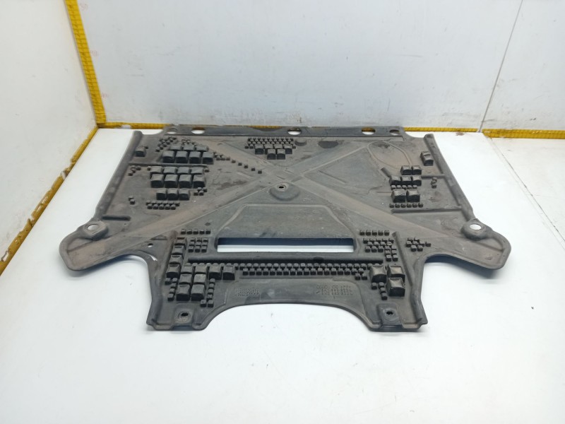 Recambio de cubrecarter para audi q5 (8rb) 2.0 tdi quattro referencia OEM IAM 8K1863822L  